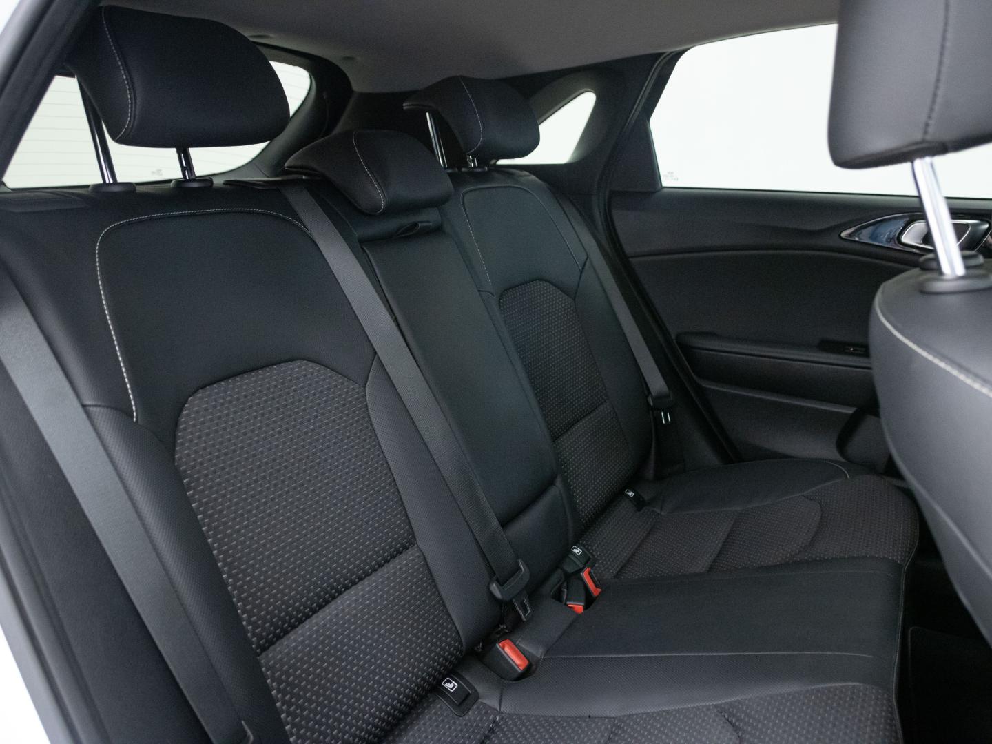 Kia Ceed 1.6 CRDi 100kW (136CV) Tech