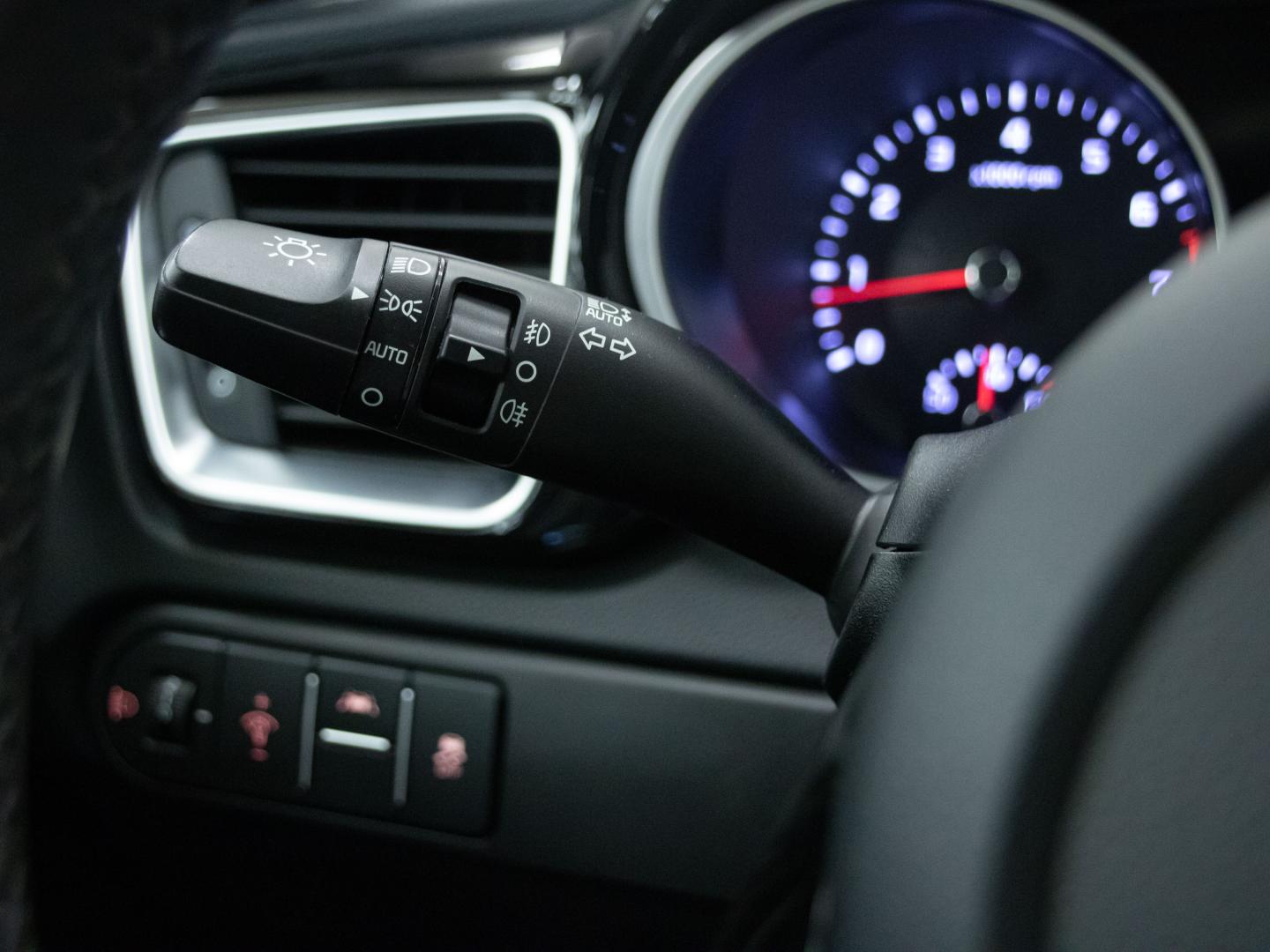 Kia Ceed 1.6 CRDi 100kW (136CV) Tech