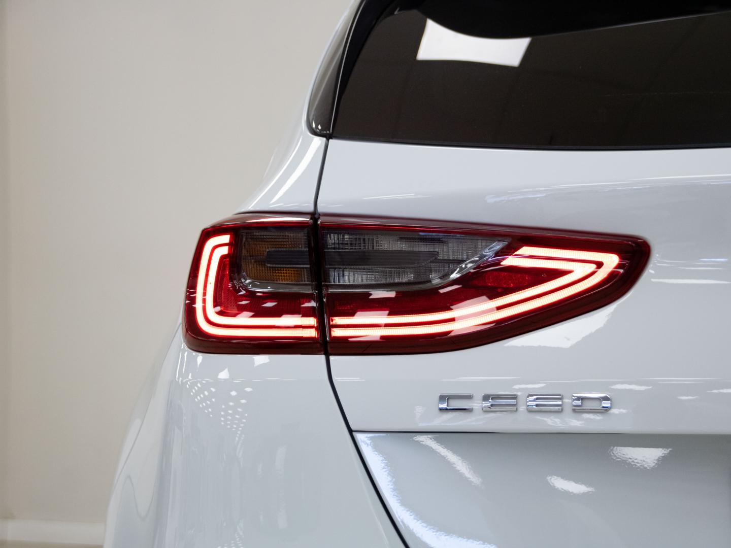 Kia Ceed 1.6 CRDi 100kW (136CV) Tech