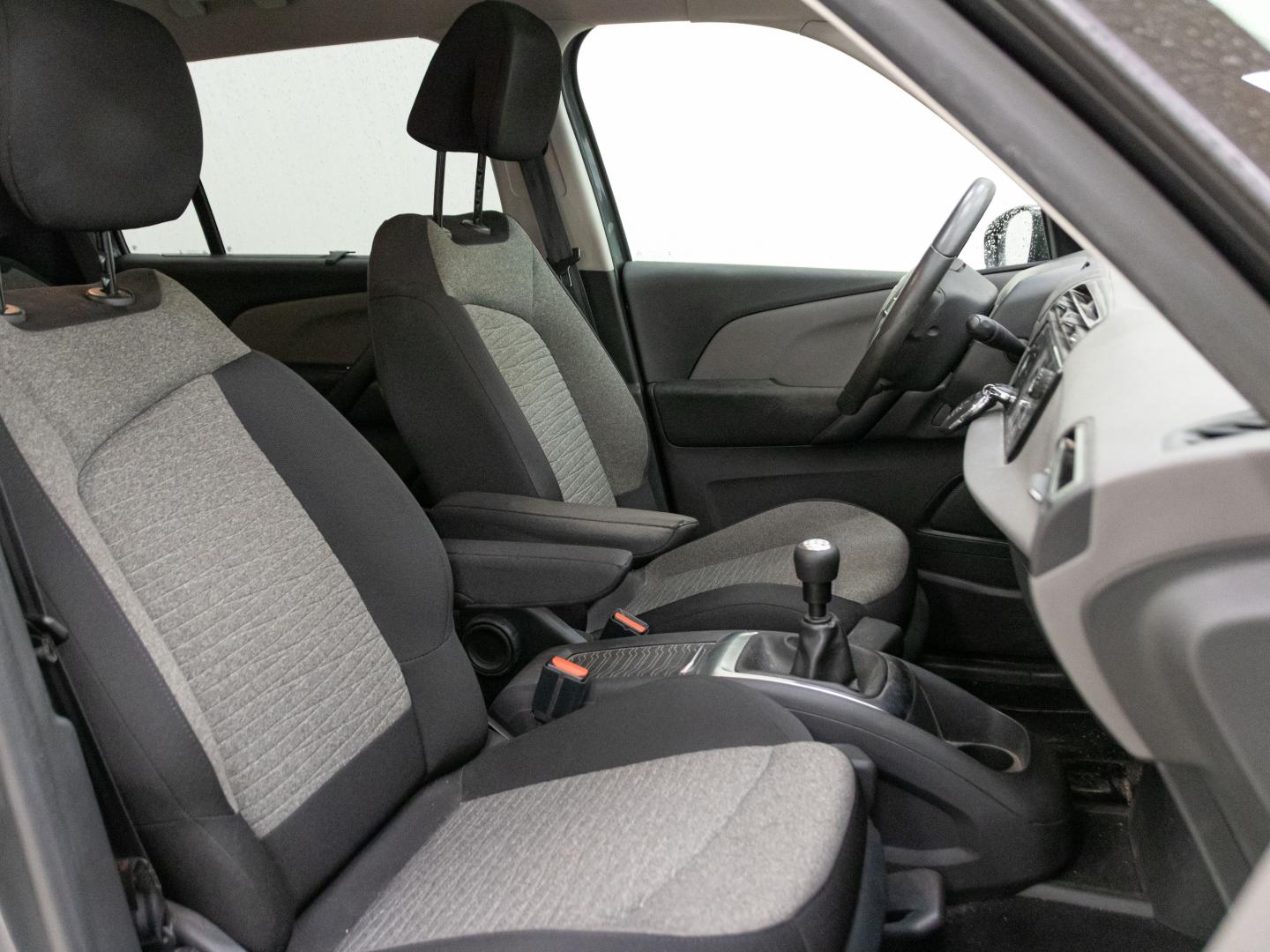 Citroen Grand C4 Picasso PureTech 130 S&S 6v Live