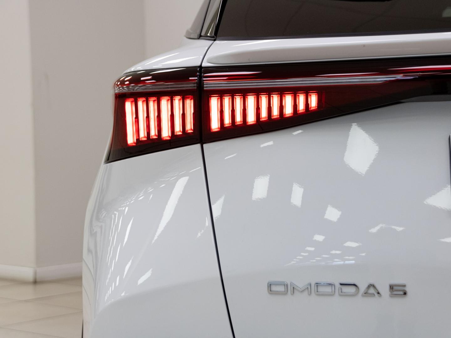 Omoda 5 MY25 - Premium 1.6 TGDI 108kW (145cv)