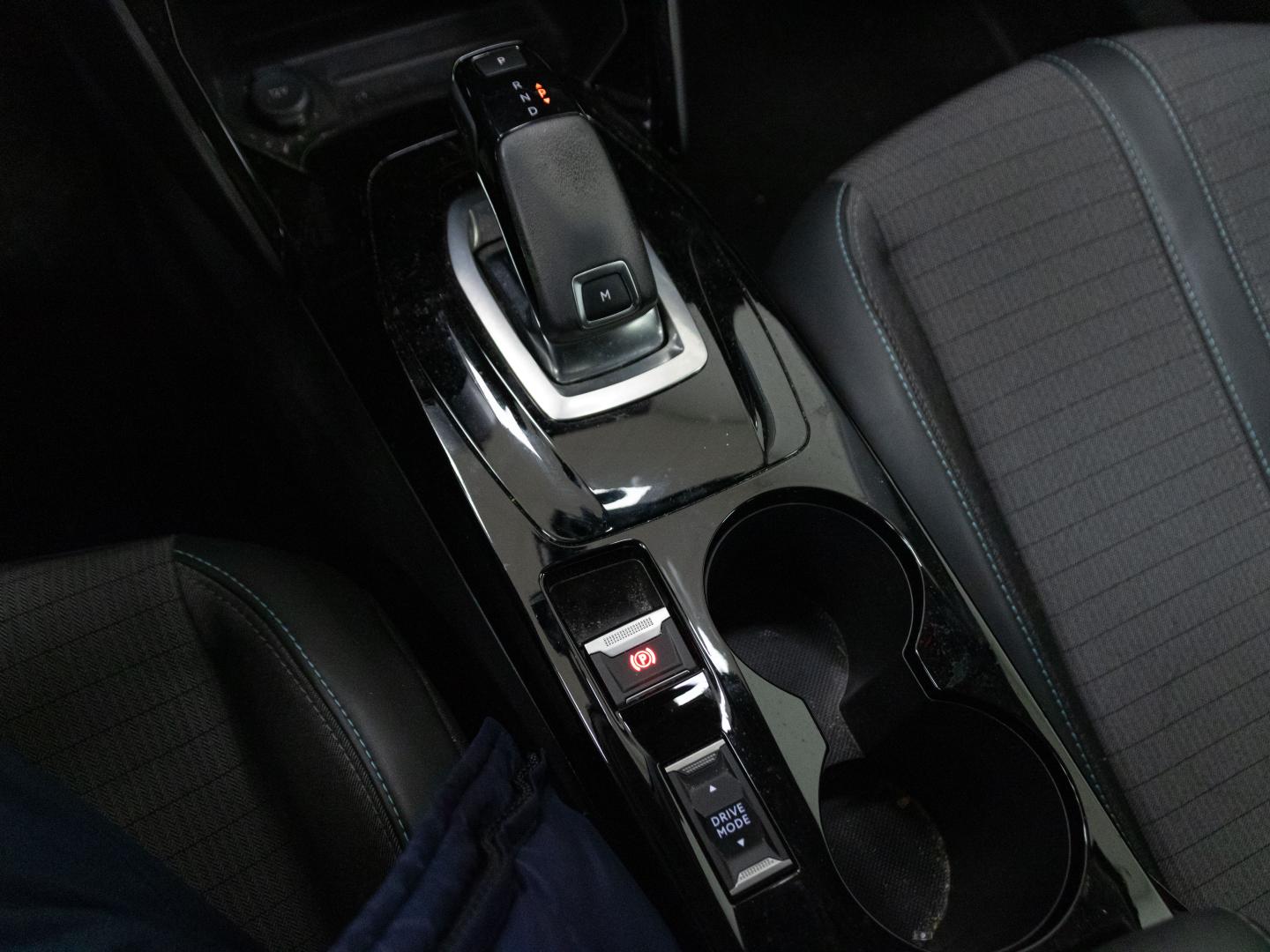 Peugeot 2008 Allure Pack Puretech 130 S&S EAT8