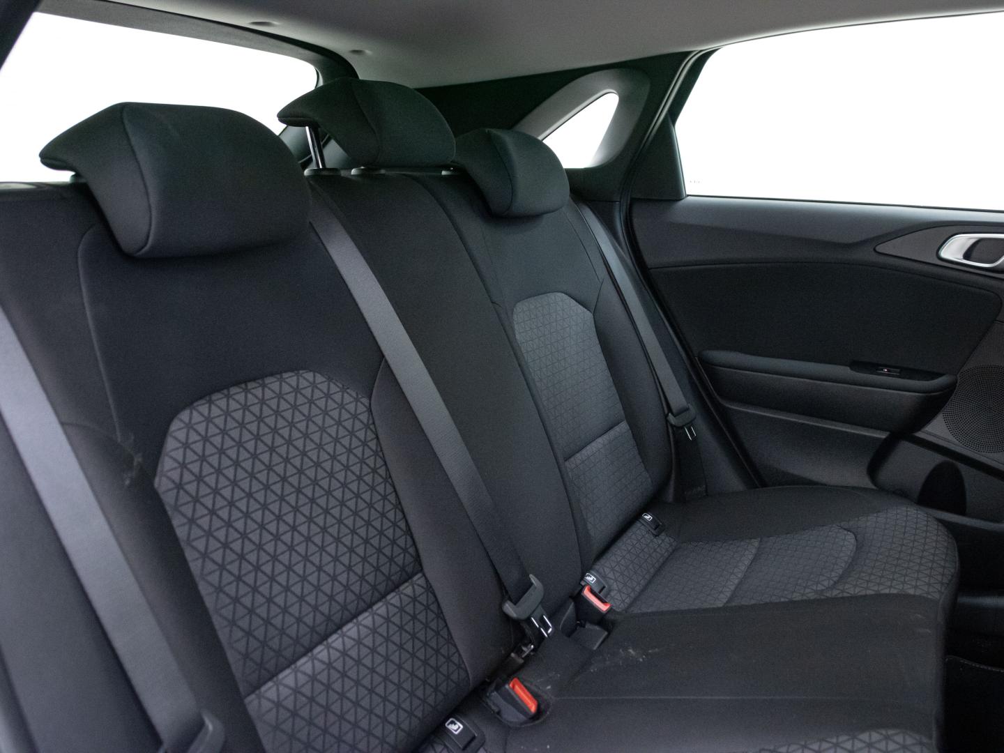 Kia Ceed 1.0 T-GDi 74kW (100CV) Concept