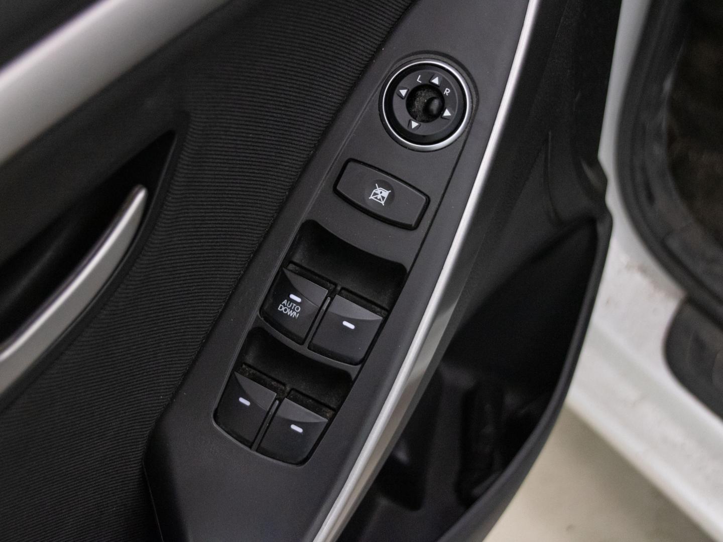 Hyundai i30 1.6 CRDi 110cv BlueDrive Tecno