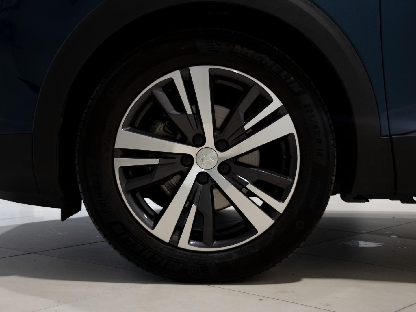 Peugeot 3008 Plug-in Hybrid 225 e-EAT8 Allure Pack