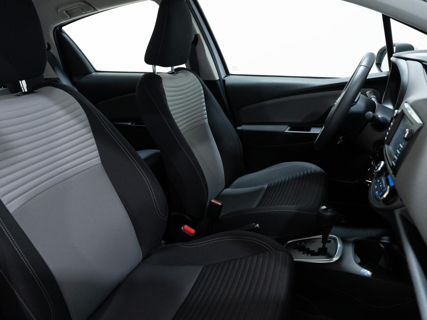 Toyota Yaris 1.5 100H Active