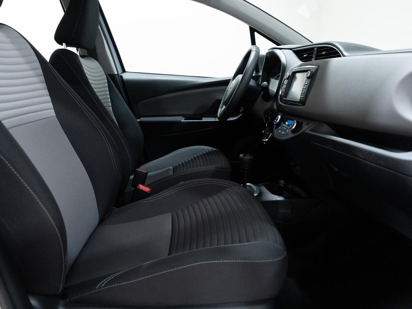 Toyota Yaris 1.5 100H Active