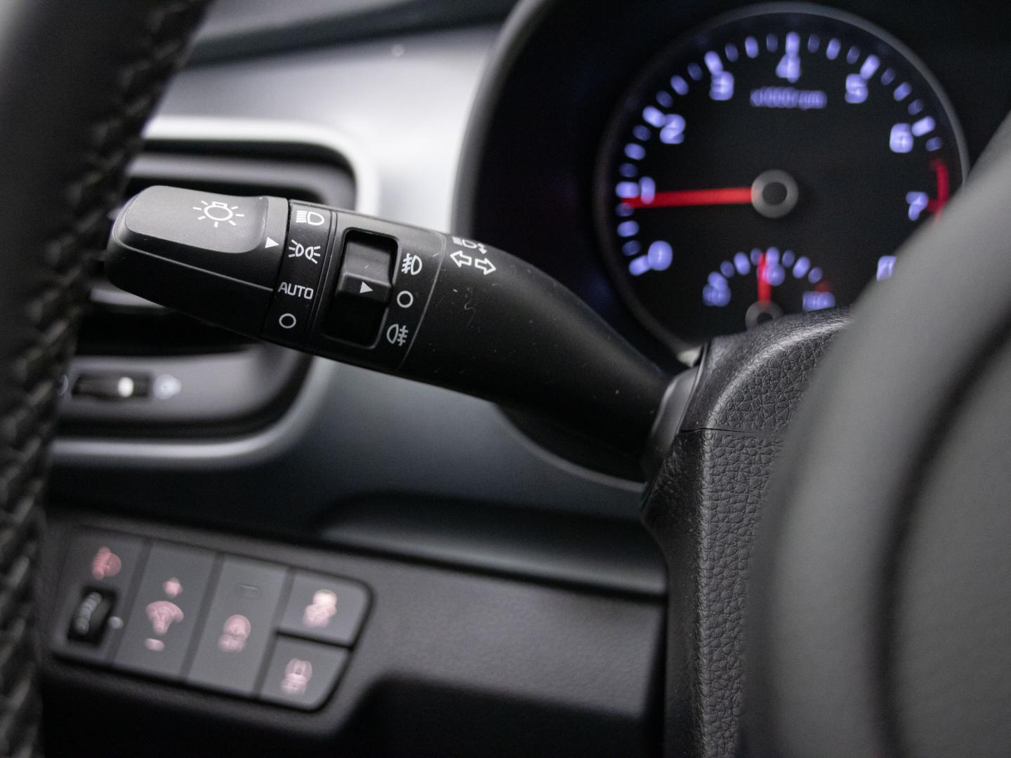 Kia Stonic 1.0 T-GDi 74kW (100CV) MHEV MT Concept