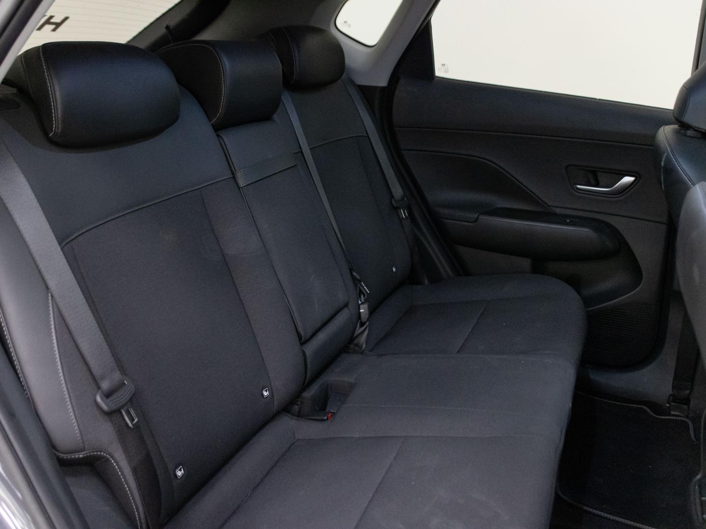 Hyundai Kona EV 150kW 65kWh Tecno 2C