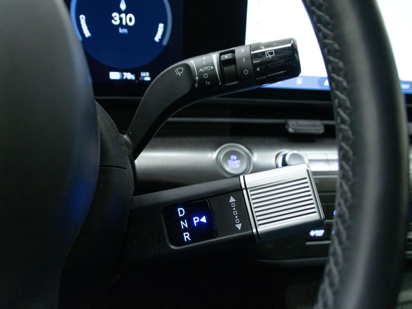 Hyundai Kona EV 150kW 65kWh Tecno 2C