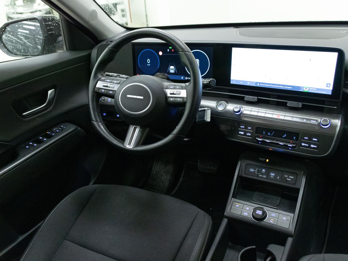 Hyundai Kona EV 150kW 65kWh Tecno 2C