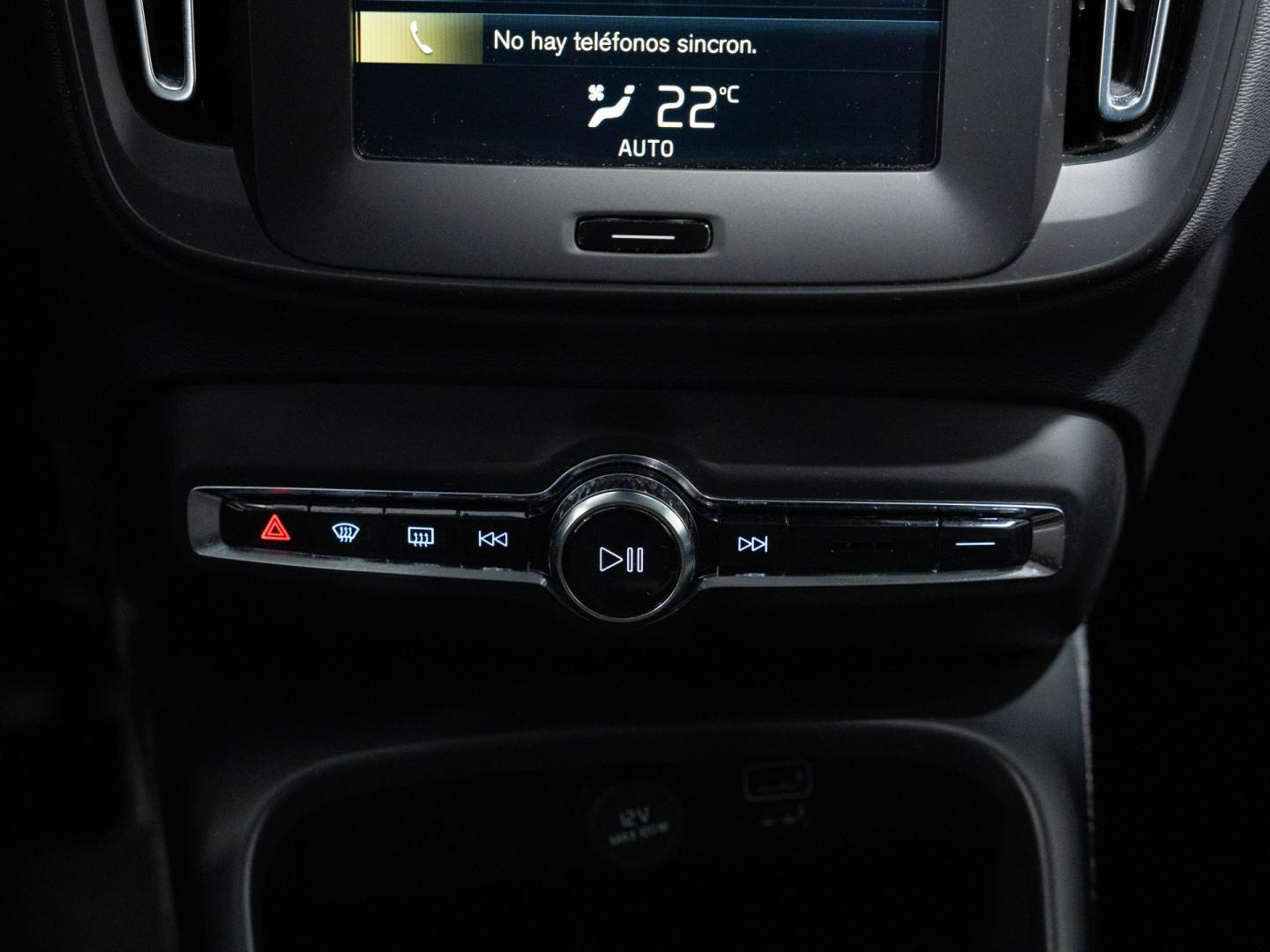 Volvo XC40 1.5 T2 Essential Auto