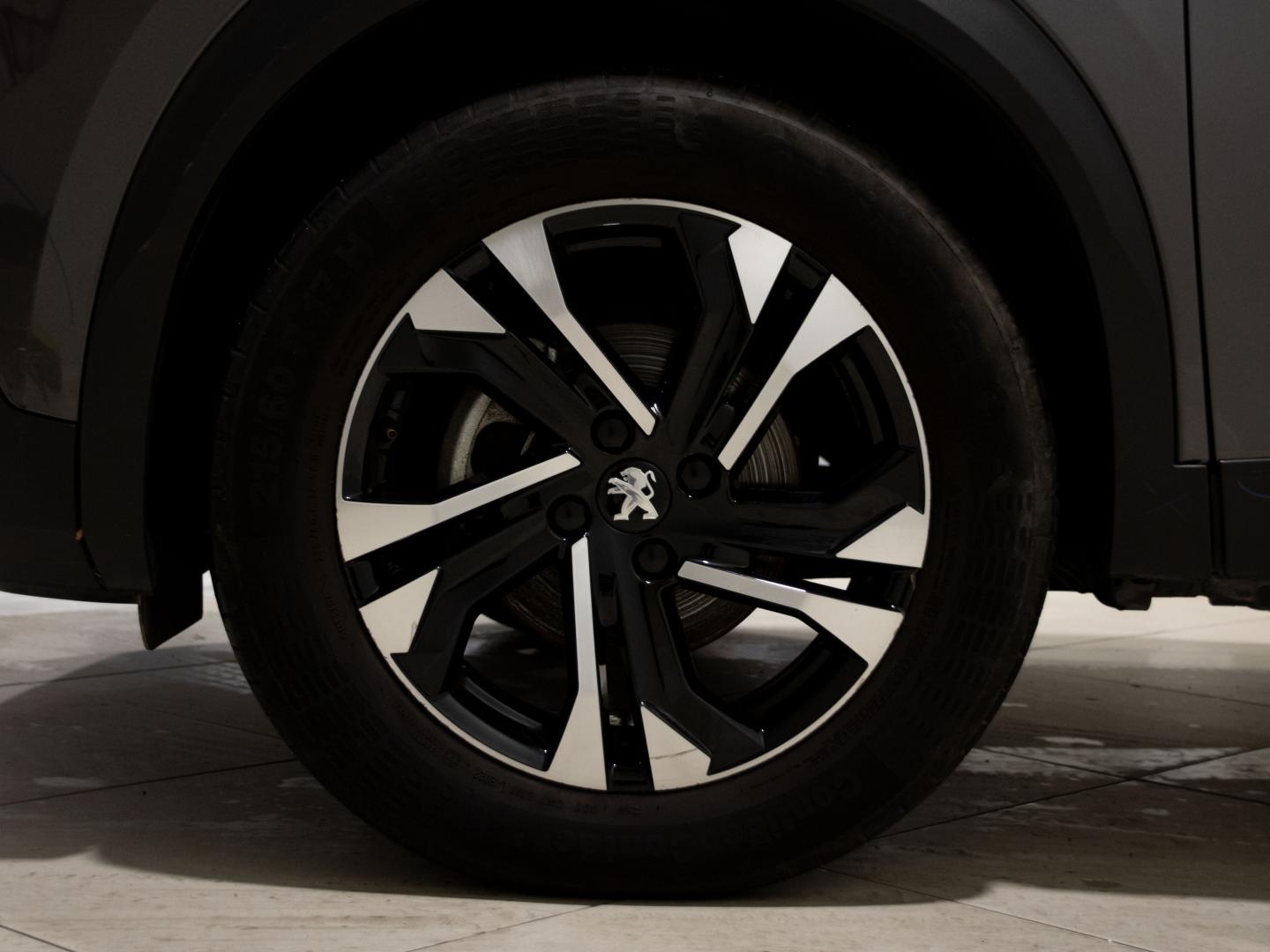 Peugeot 2008 Allure Puretech 100 S&S BVM6