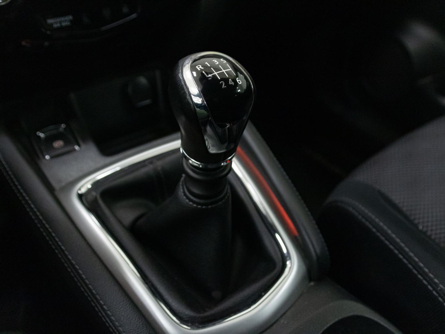 Nissan Qashqai 1.2 DIG-T ACENTA