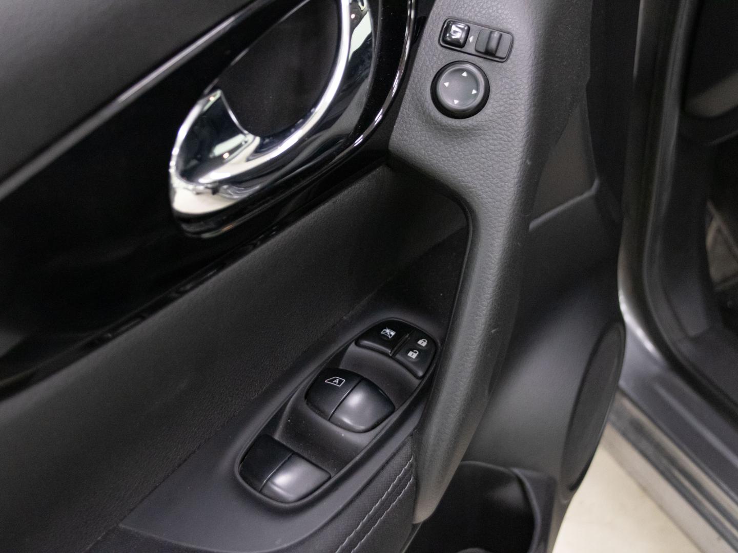 Nissan Qashqai 1.2 DIG-T ACENTA