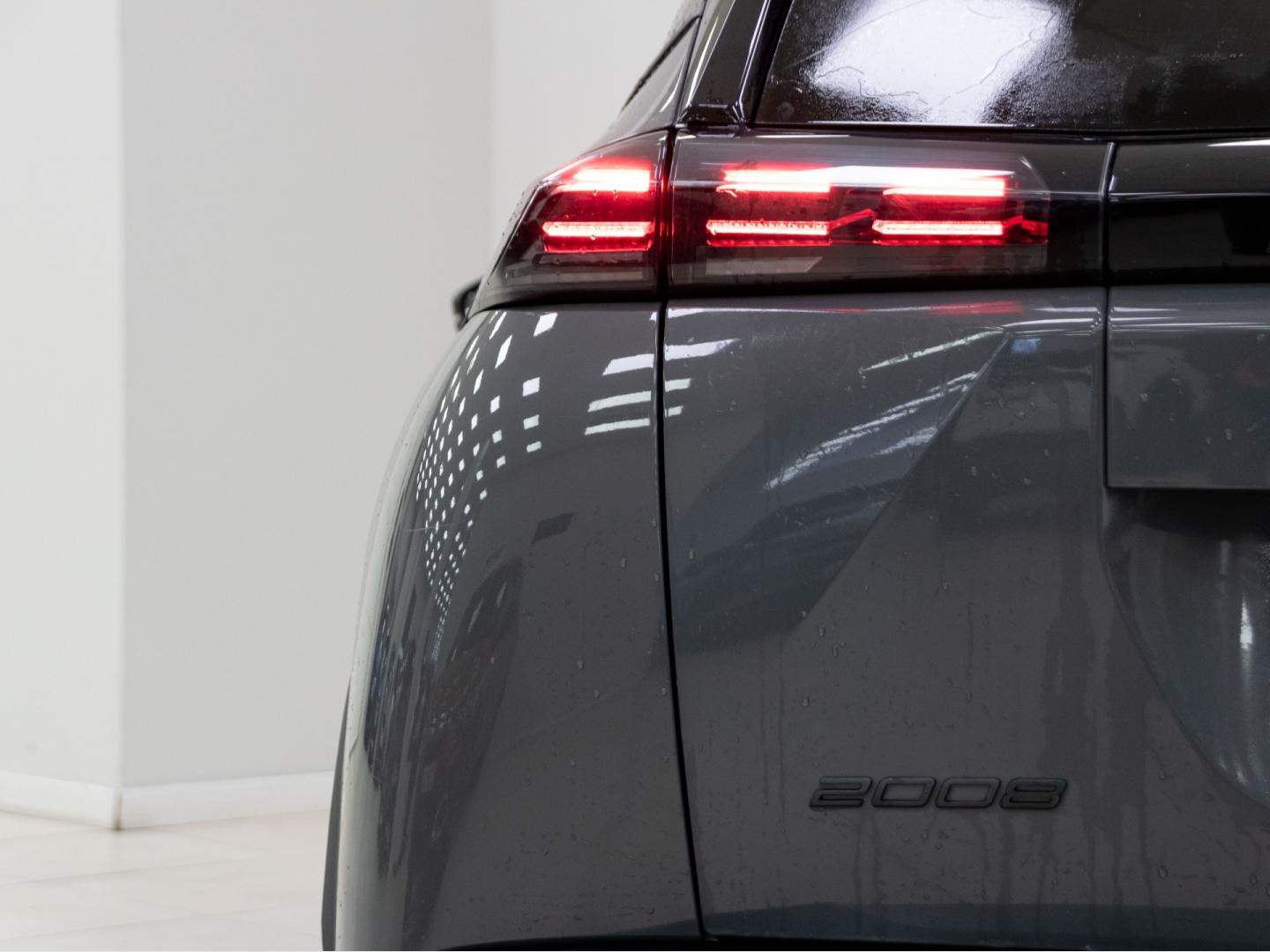 Peugeot 2008 N2008 Allure Hybrid 145 eDCS6