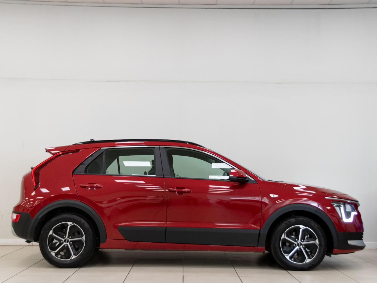 Kia Niro 1.6 GDi HEV 95kW (129CV) Concept