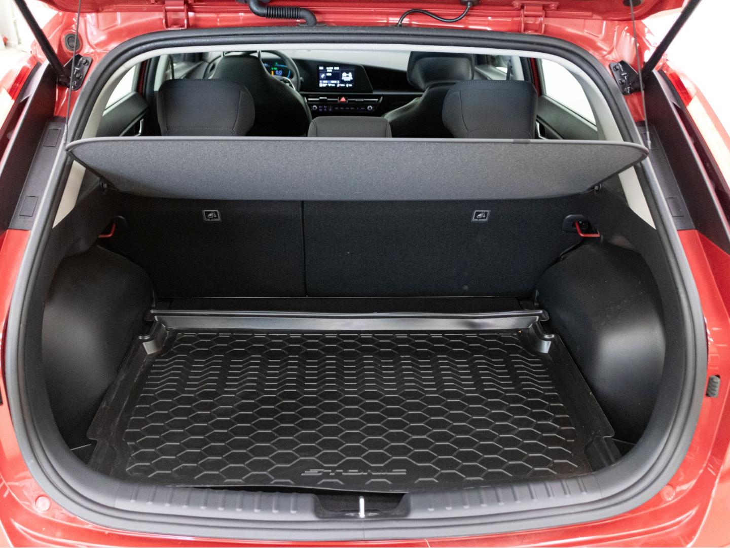 Kia Niro 1.6 GDi HEV 95kW (129CV) Concept