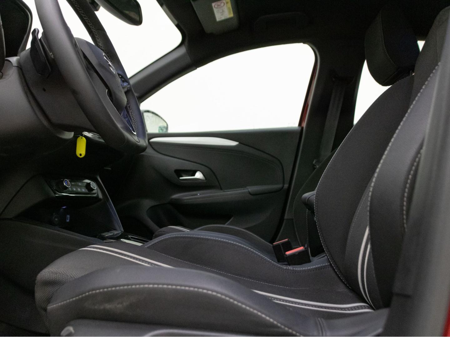 Opel Corsa 1.2T XHLHybrid 74kW GS eDCT