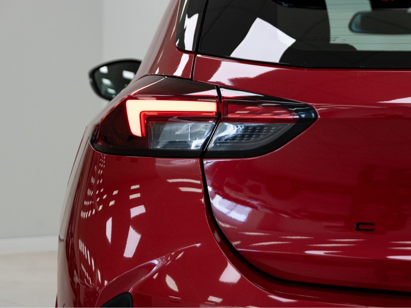 Opel Corsa 1.2T XHLHybrid 74kW GS eDCT