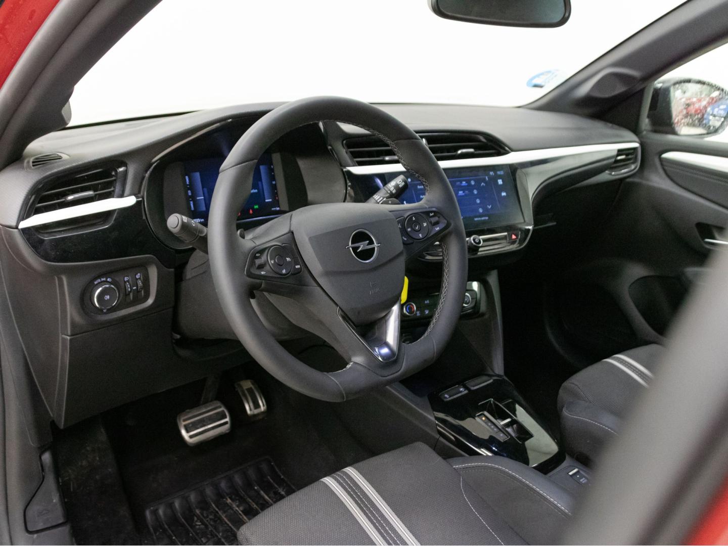 Opel Corsa 1.2T XHLHybrid 74kW GS eDCT