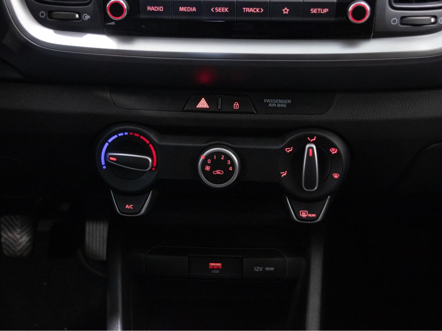 Kia Stonic 1.2 DPi 62kW (84CV) Concept