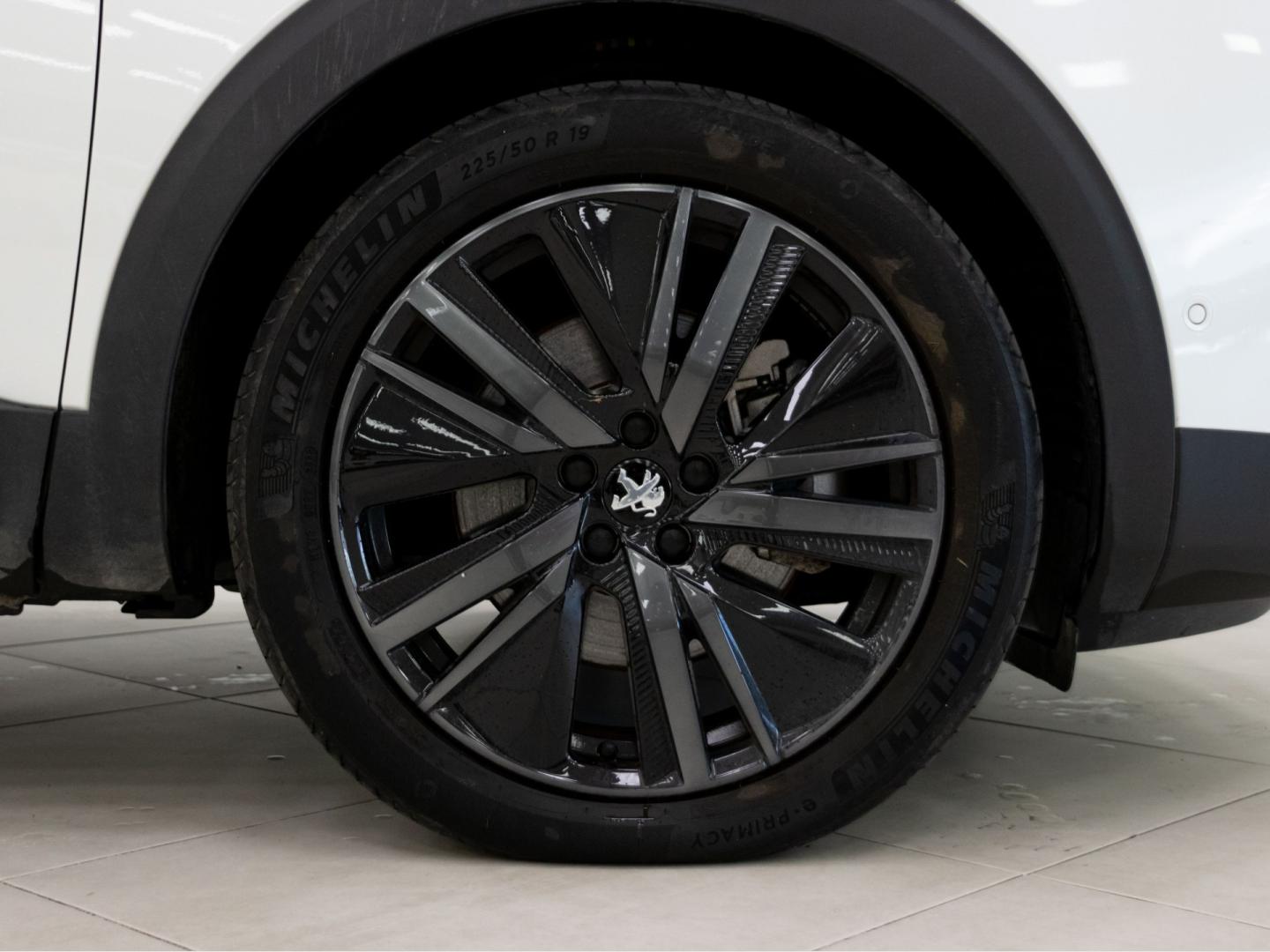 Peugeot 3008 Plug-in Hybrid 225 e-EAT8 GT