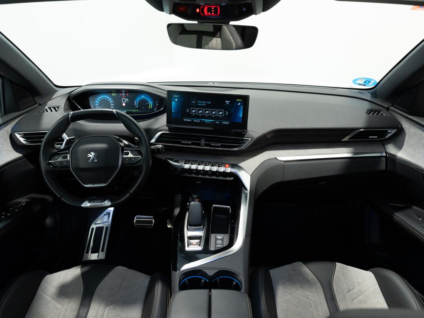 Peugeot 3008 Plug-in Hybrid 225 e-EAT8 GT