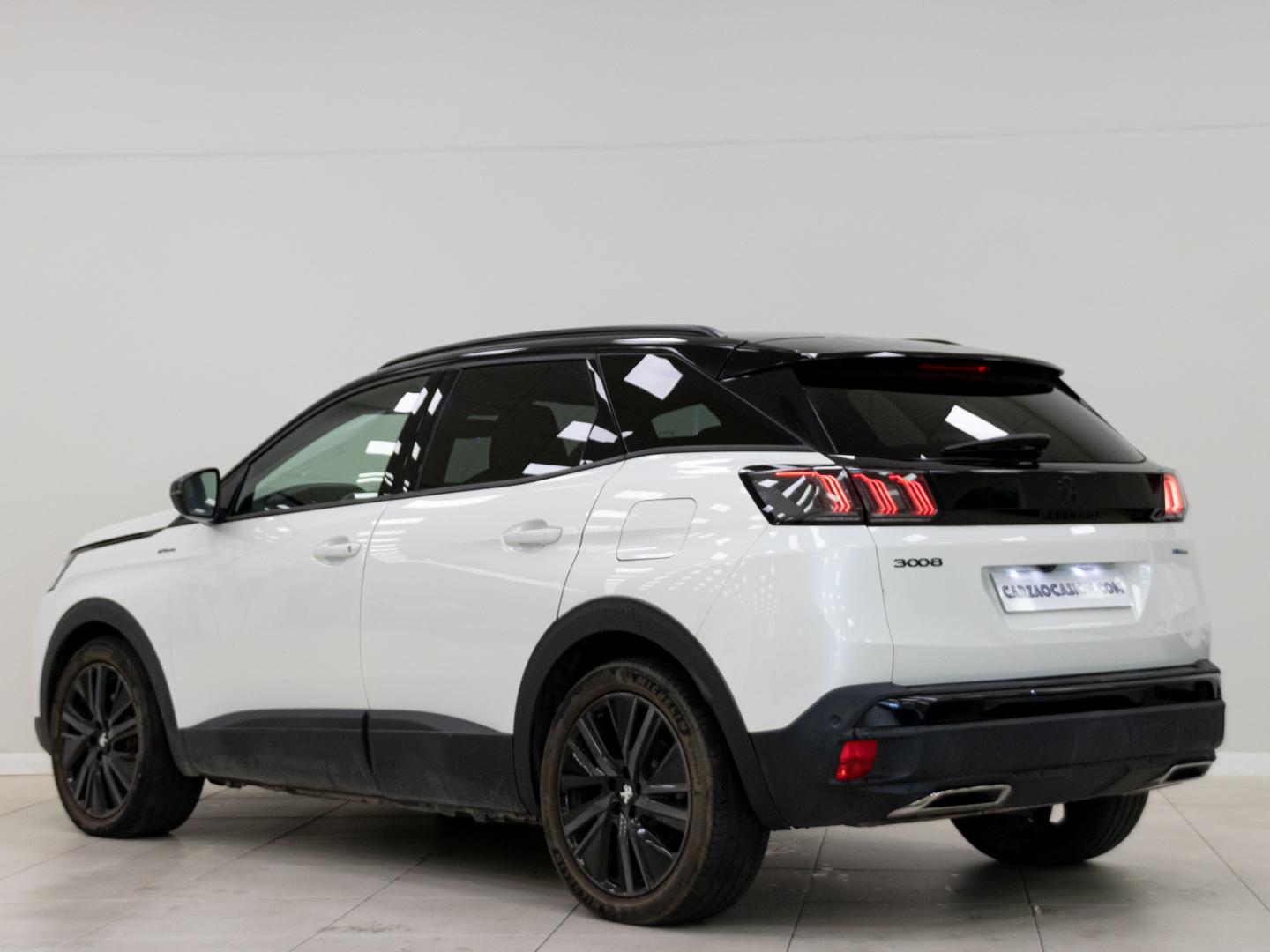 Peugeot 3008 Plug-in Hybrid 225 e-EAT8 GT