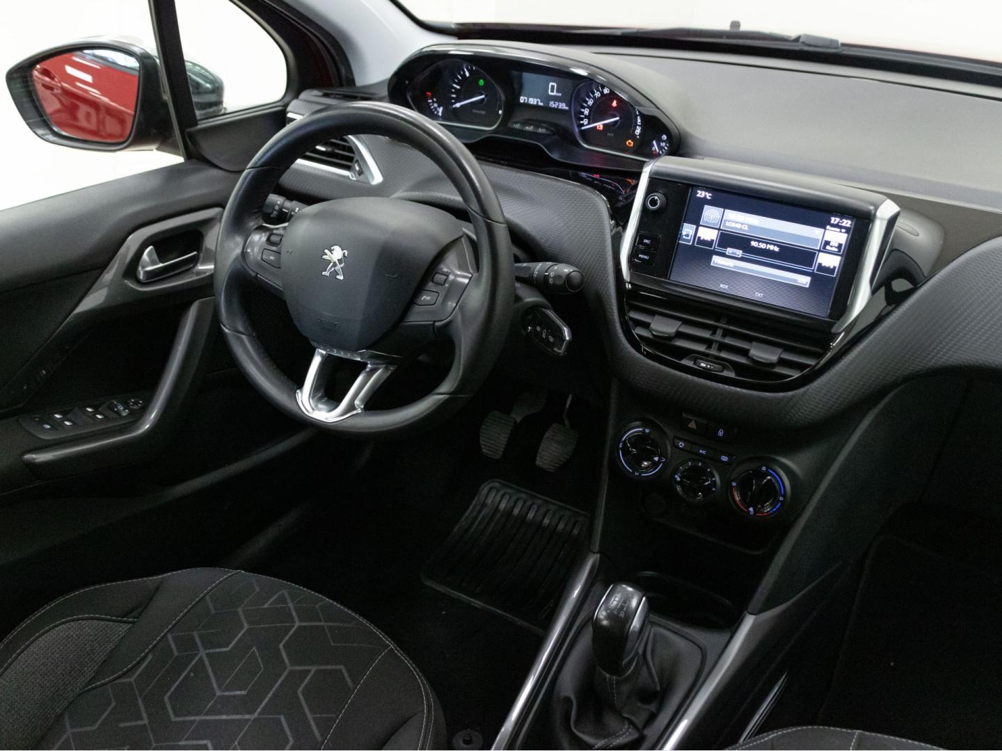 Peugeot 2008 Style 1.6 BlueHDi 73KW (100CV)