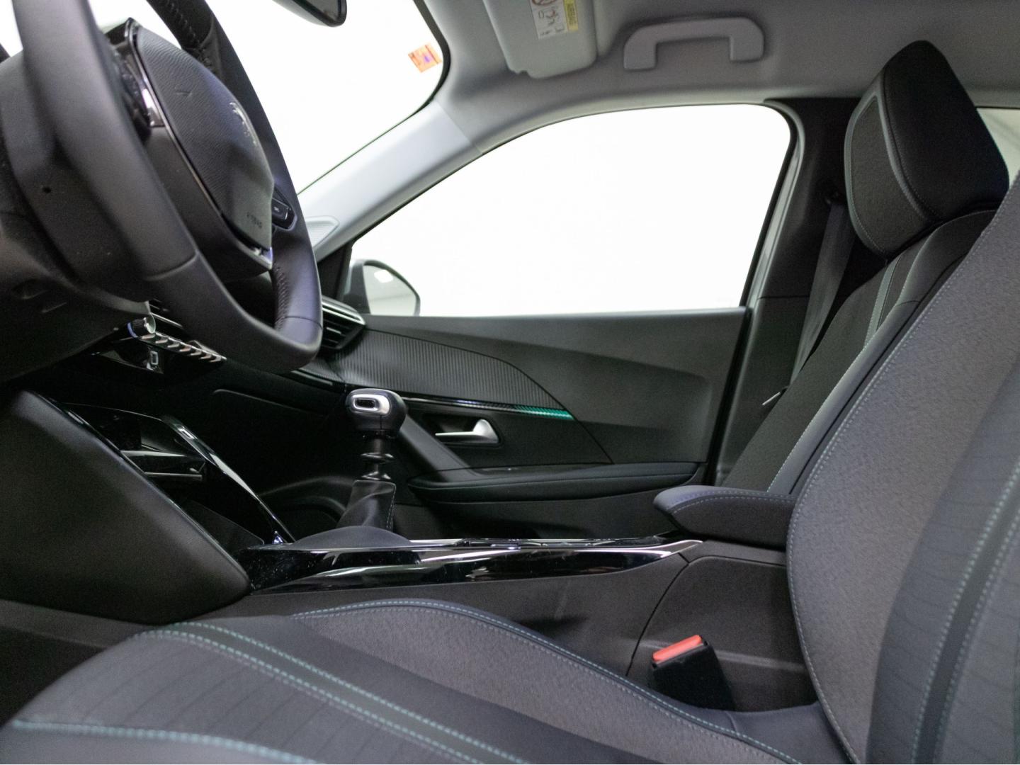 Peugeot 2008 Allure Pack Puretech 100 S&S BVM6