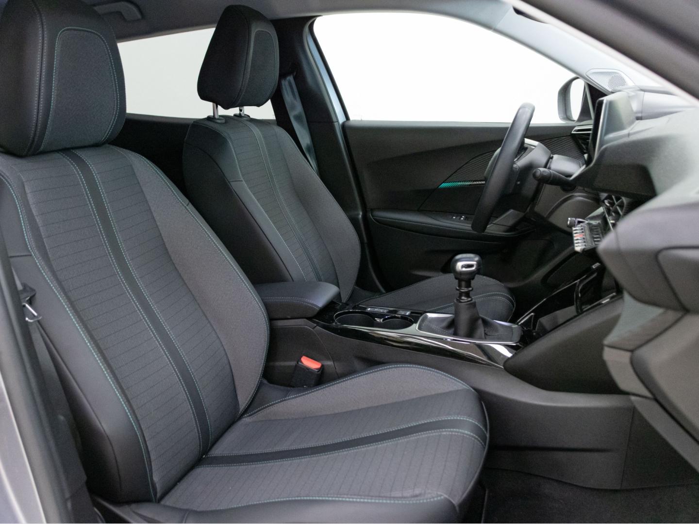 Peugeot 2008 Allure Pack Puretech 100 S&S BVM6