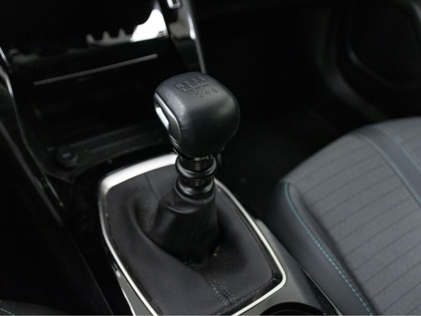 Peugeot 2008 Allure Pack Puretech 100 S&S BVM6