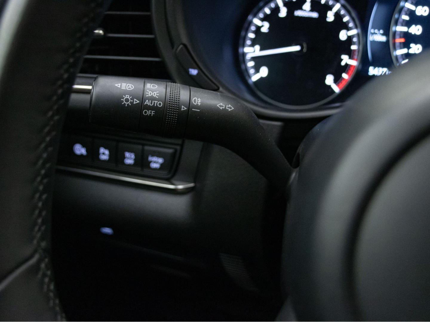 Mazda CX-30 e-SKYACTIV G Homura