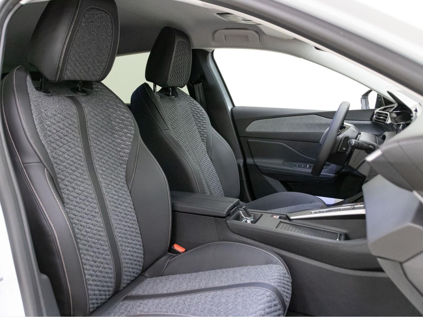 Peugeot E-308 5P Allure Eléctrico 115kW (156CV) 54kWh