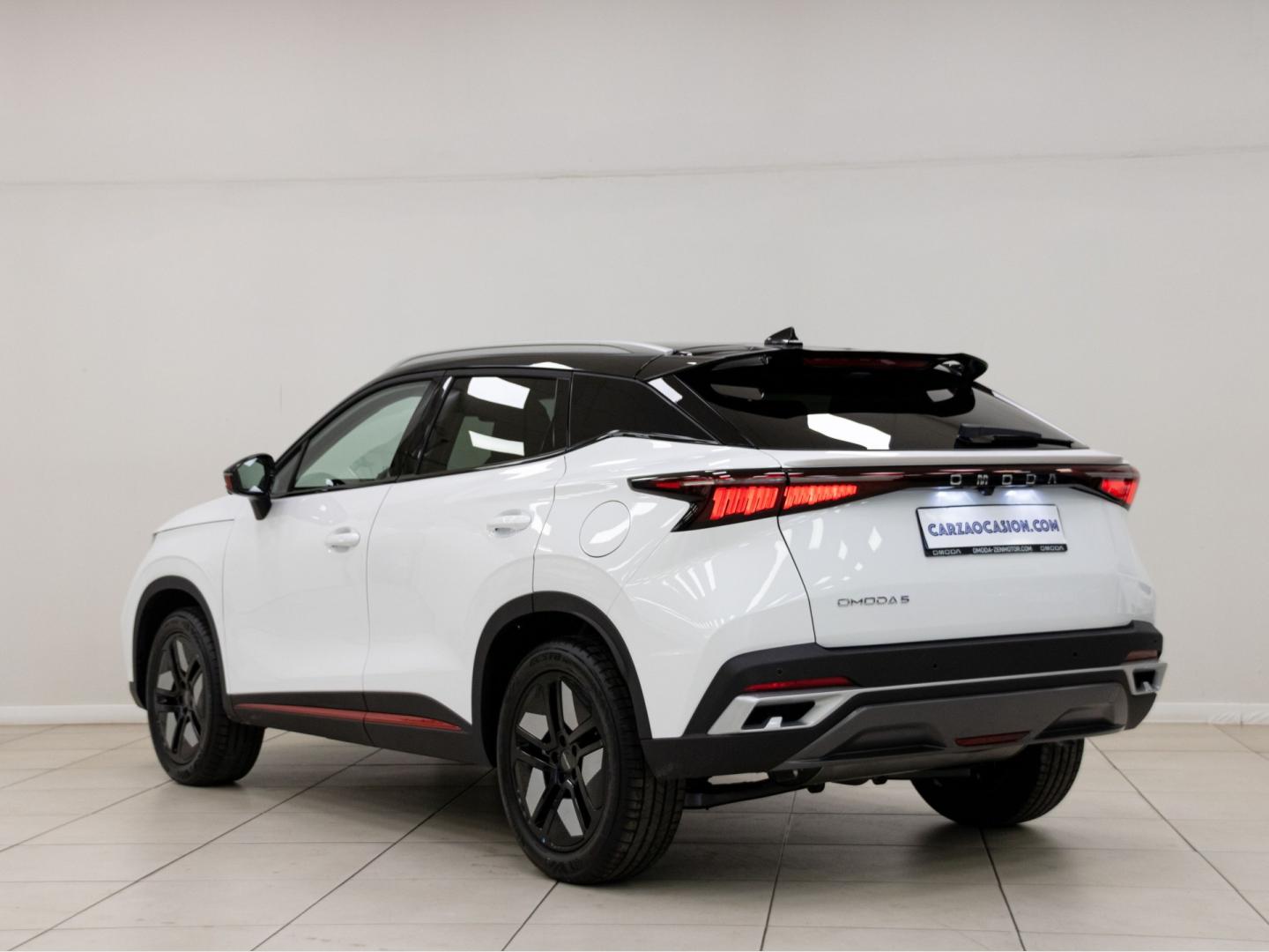 Omoda 5 MY25 - Premium 1.6 TGDI 108kW (145cv)