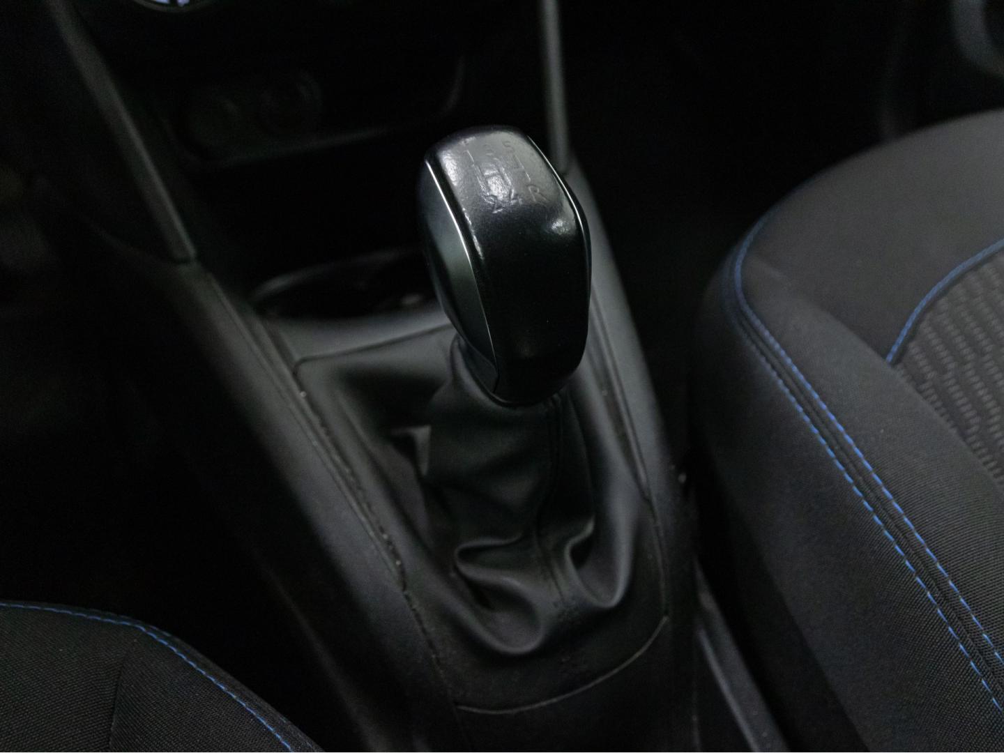 Peugeot 208 5P Signature BlueHDi 73KW (100CV)