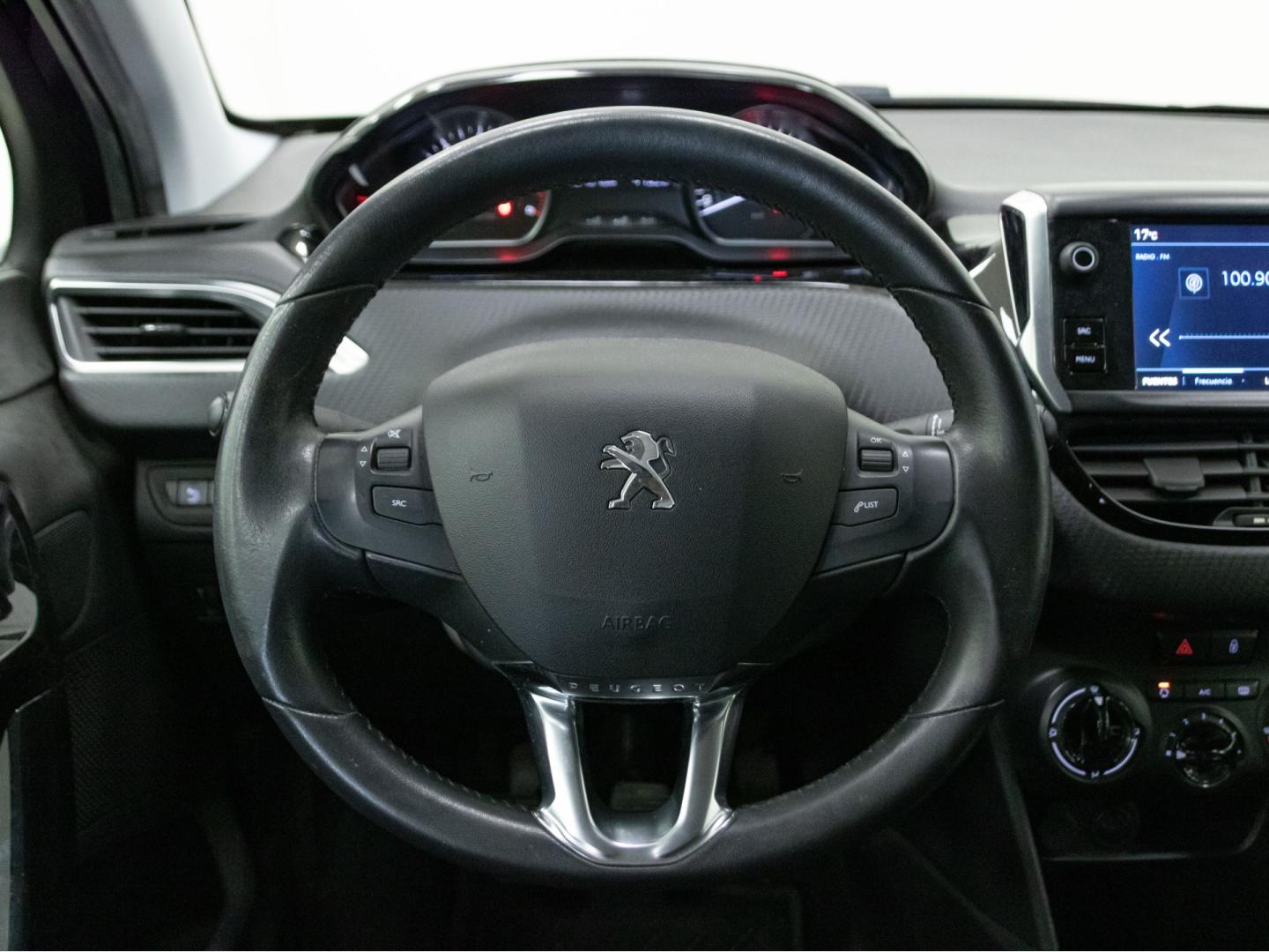 Peugeot 208 5P Signature BlueHDi 73KW (100CV)