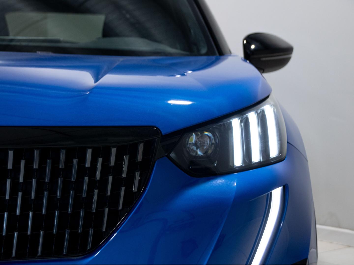 Peugeot 2008 GT Puretech 130 S&S 6 Vel. MAN