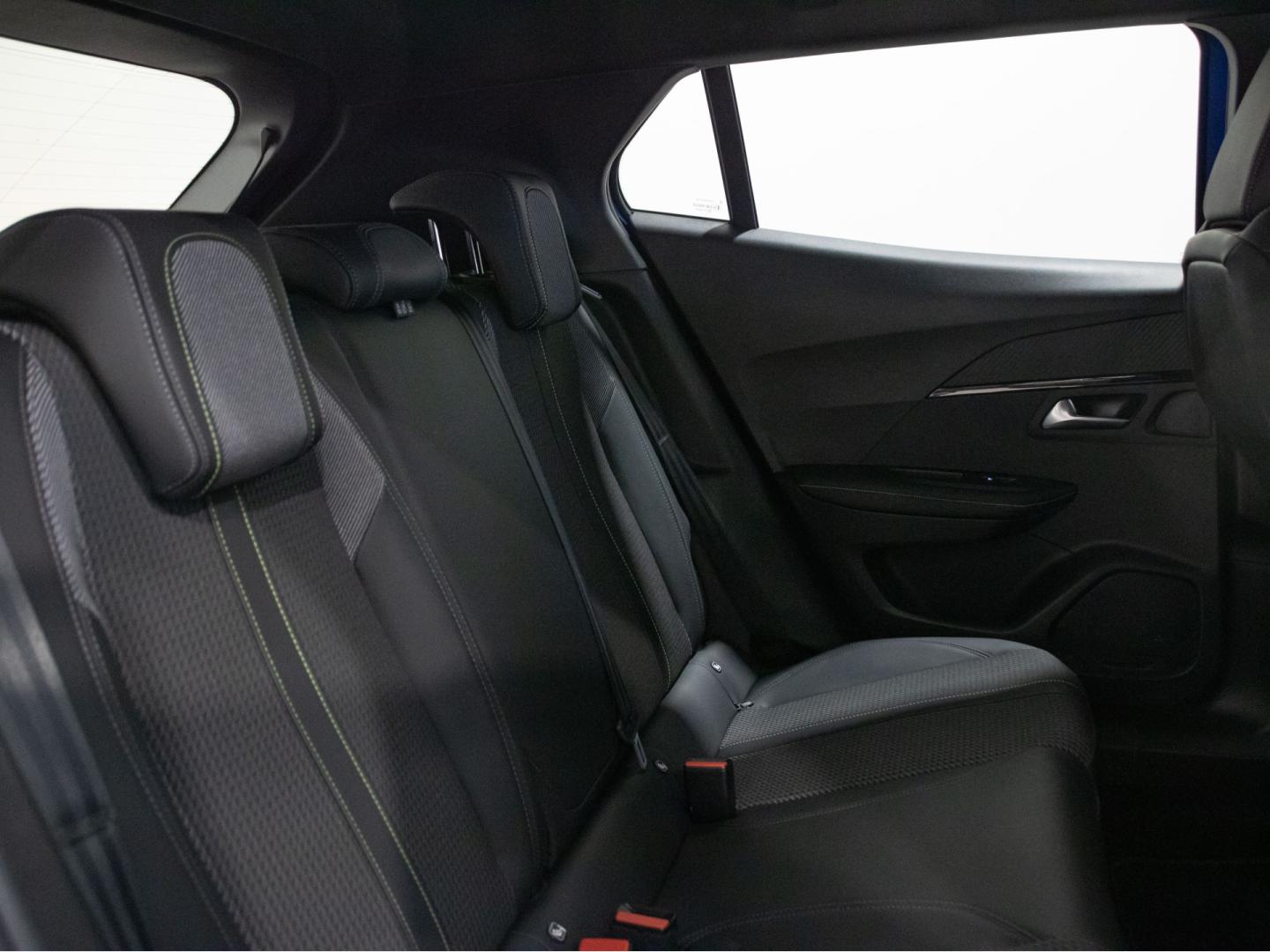 Peugeot 2008 GT Puretech 130 S&S 6 Vel. MAN