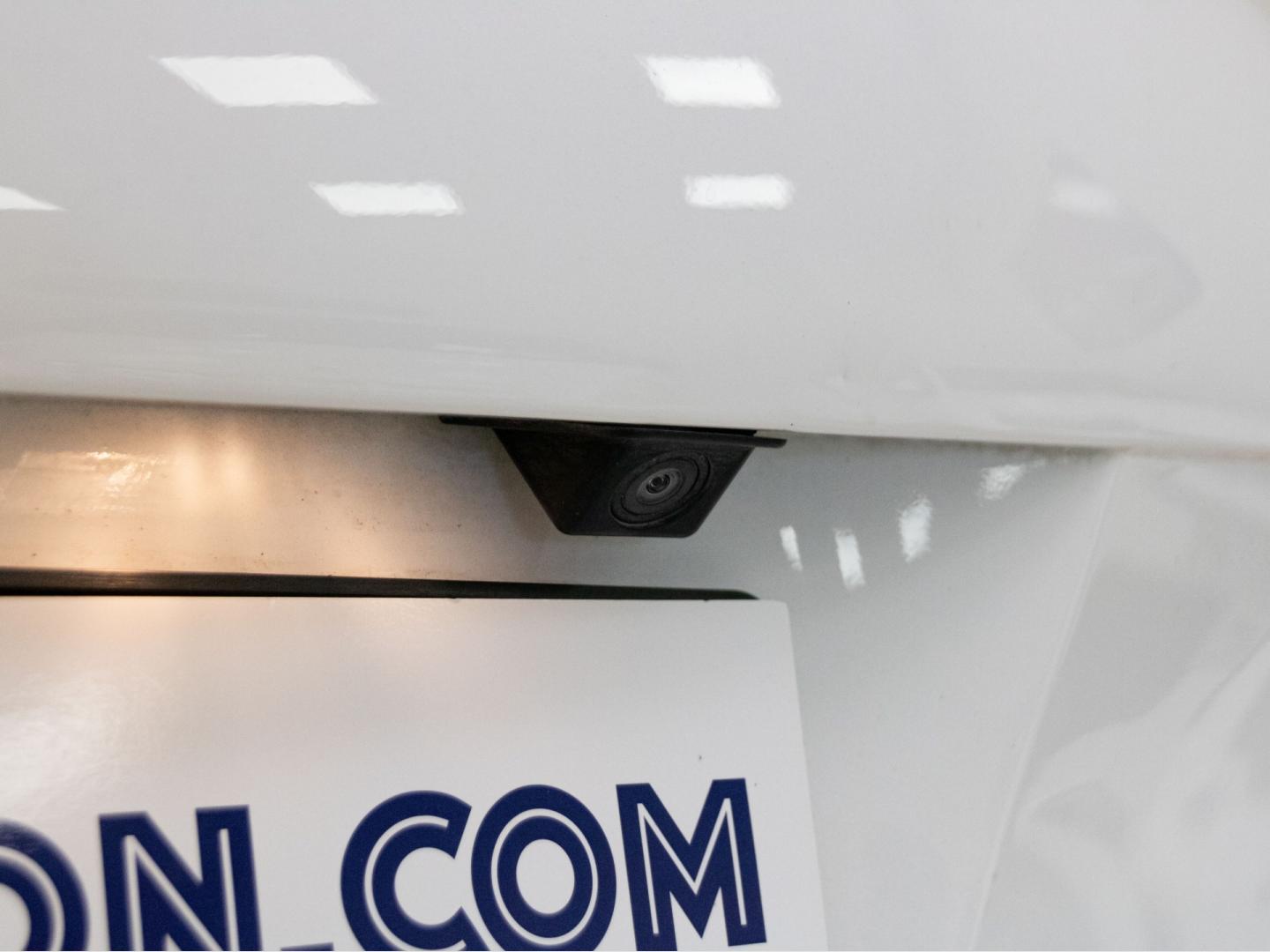 Peugeot 208 5P Signature BlueHDi 73KW (100CV)