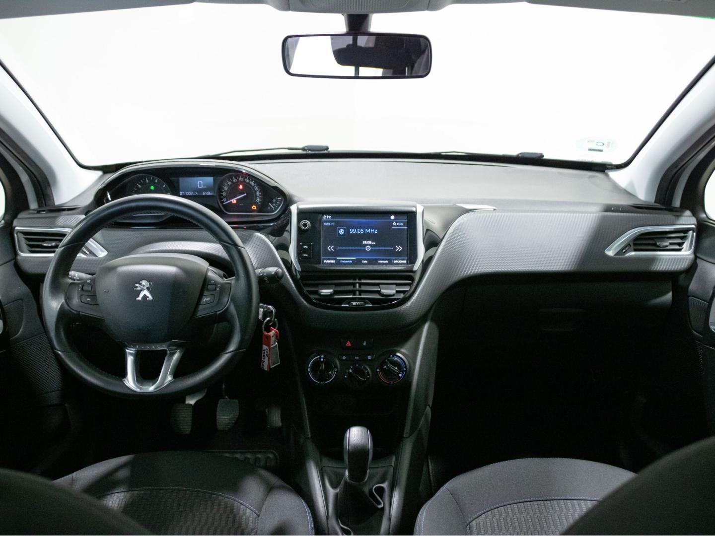 Peugeot 208 5P Signature BlueHDi 73KW (100CV)