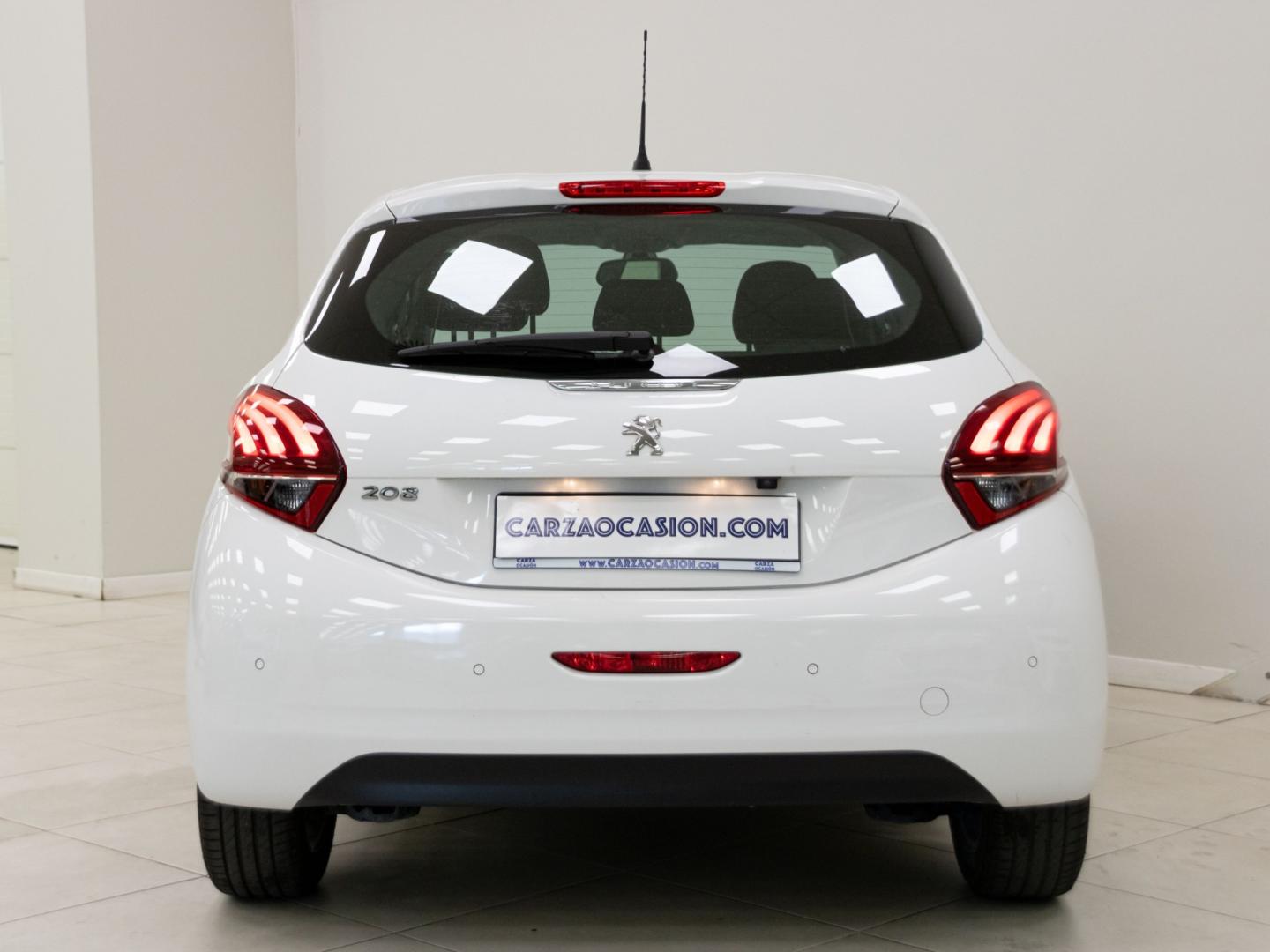 Peugeot 208 5P Signature BlueHDi 73KW (100CV)