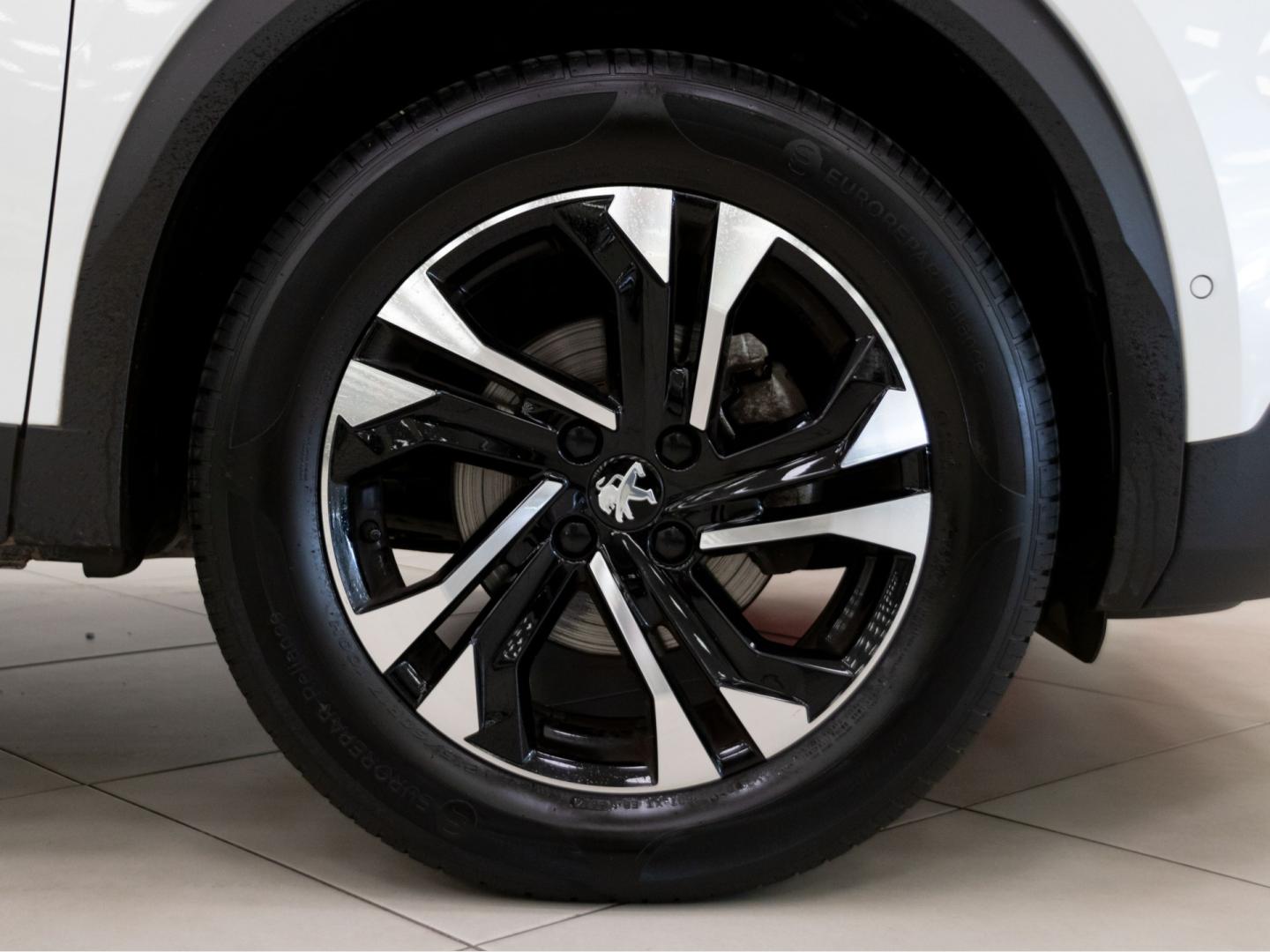 Peugeot 2008 GT Puretech 130 S&S EAT8