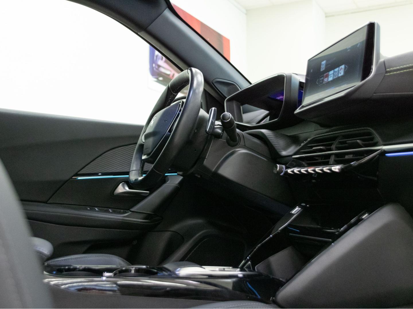 Peugeot 2008 GT Puretech 130 S&S EAT8
