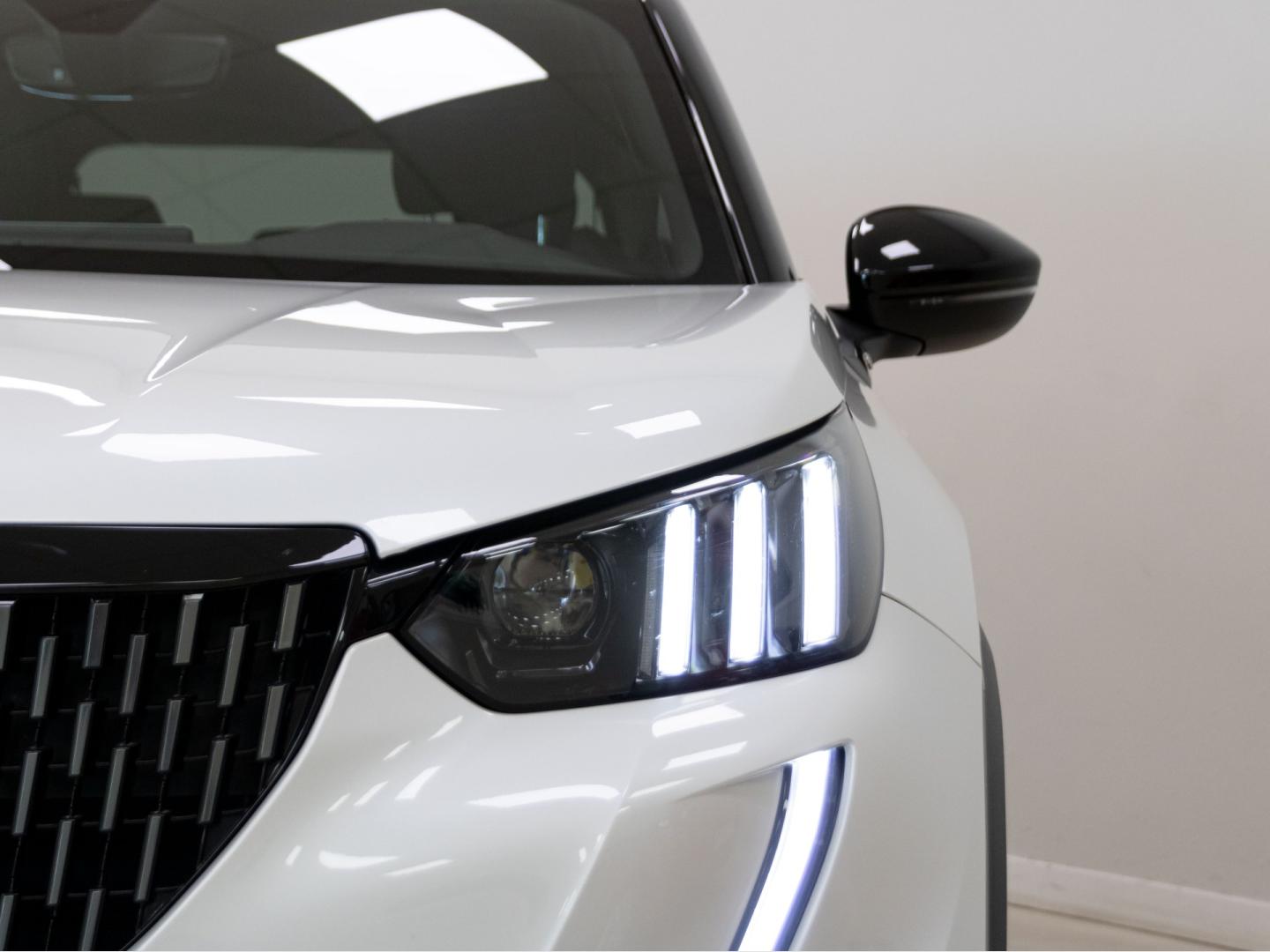 Peugeot 2008 GT Puretech 130 S&S EAT8