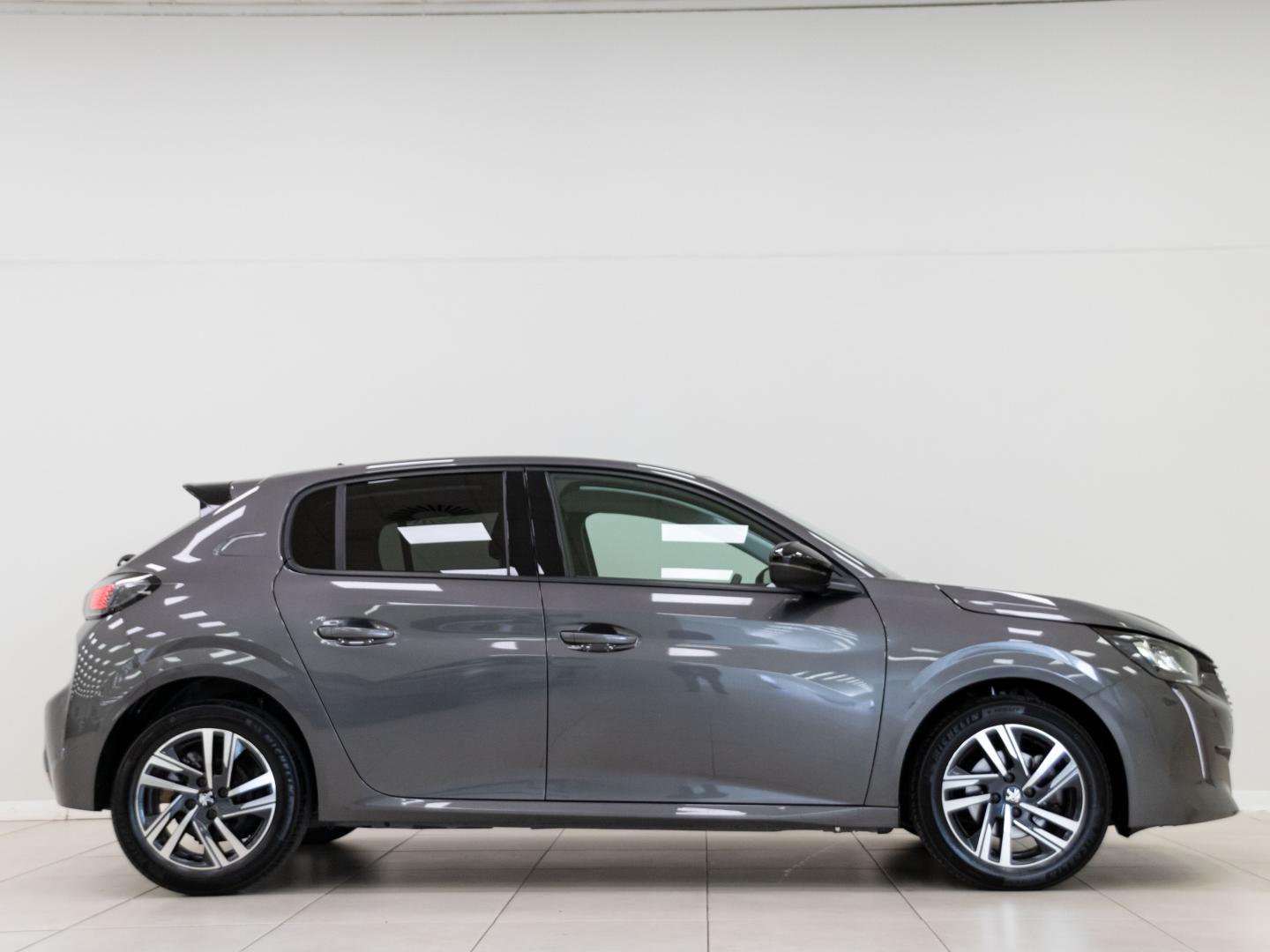 Peugeot 208 PureTech 73kW (100CV) EAT8 Allure