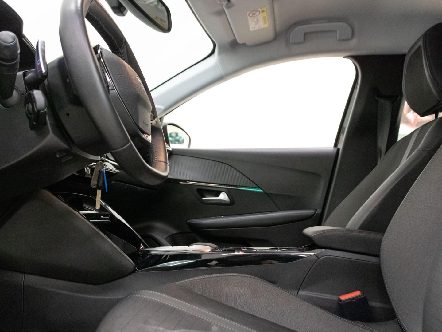 Peugeot 208 PureTech 73kW (100CV) EAT8 Allure