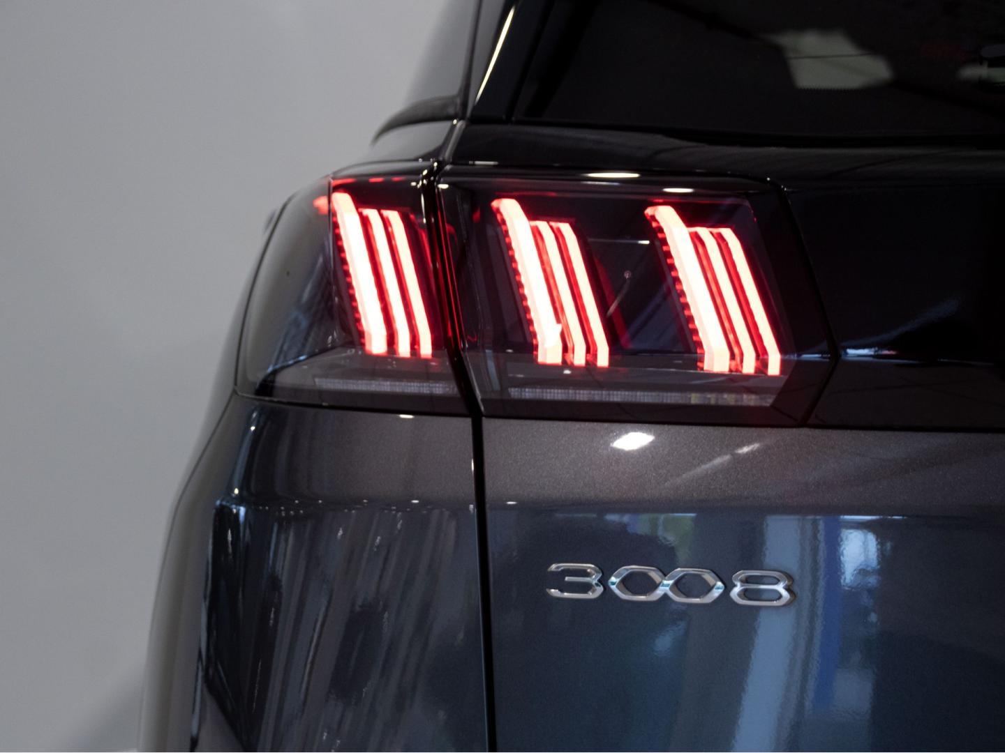 Peugeot 3008 Plug-in Hybrid 225 e-EAT8 Allure