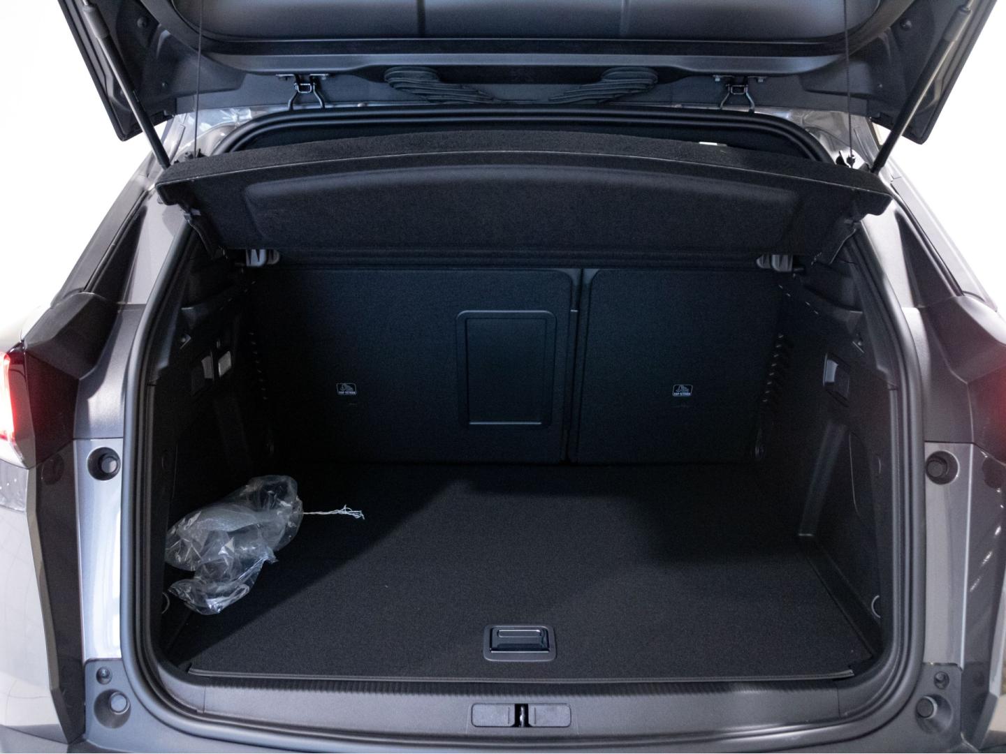 Peugeot 3008 Plug-in Hybrid 225 e-EAT8 Allure